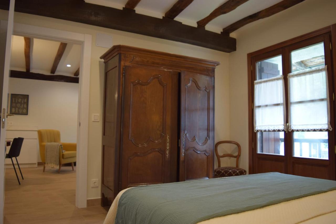 Peritxenea Landa Apartamentuak Lesaka Buitenkant foto
