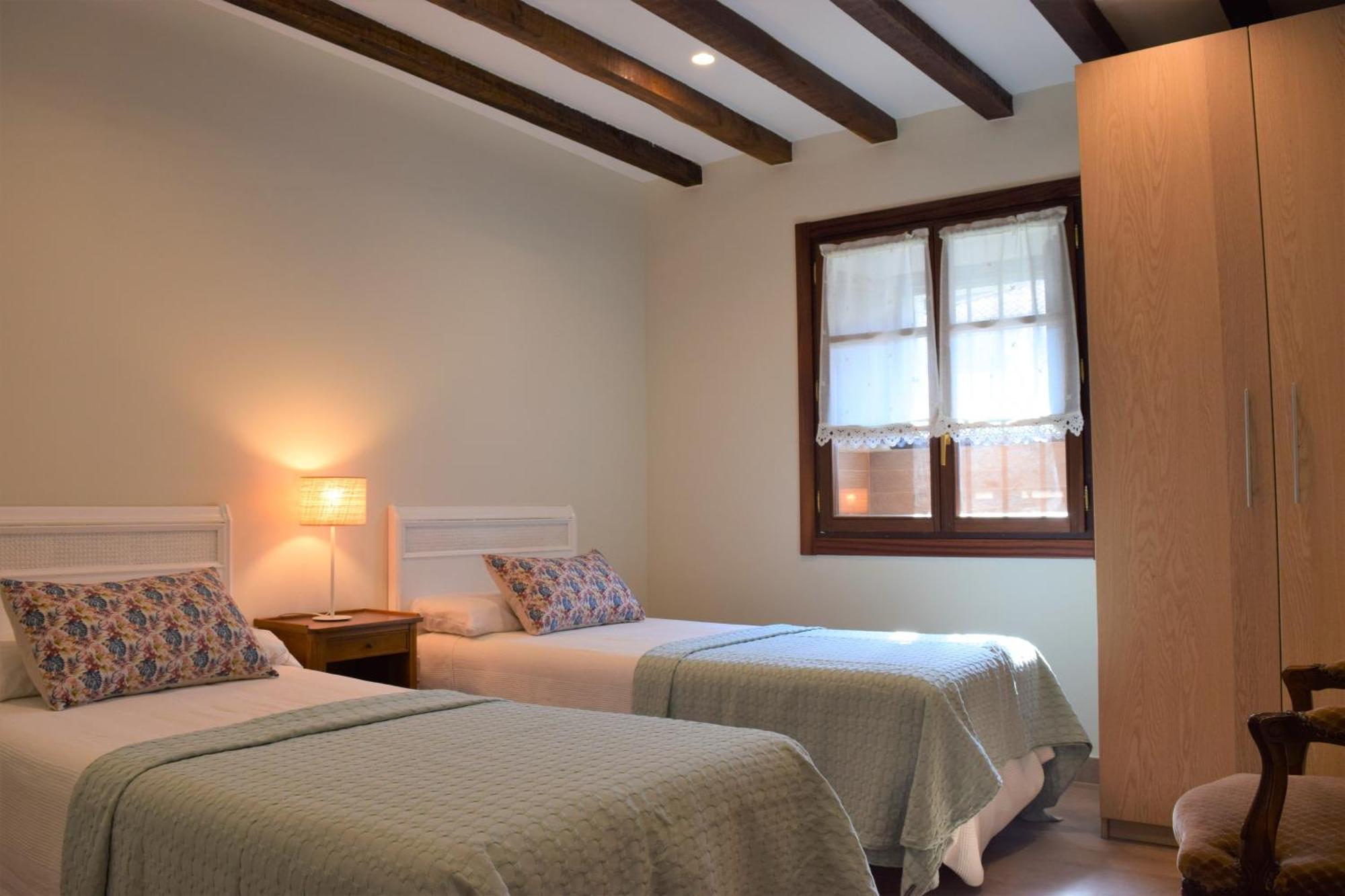 Peritxenea Landa Apartamentuak Lesaka Buitenkant foto